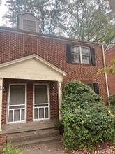 1441 S Milledge Ave in Athens, GA - Foto de edificio - Building Photo