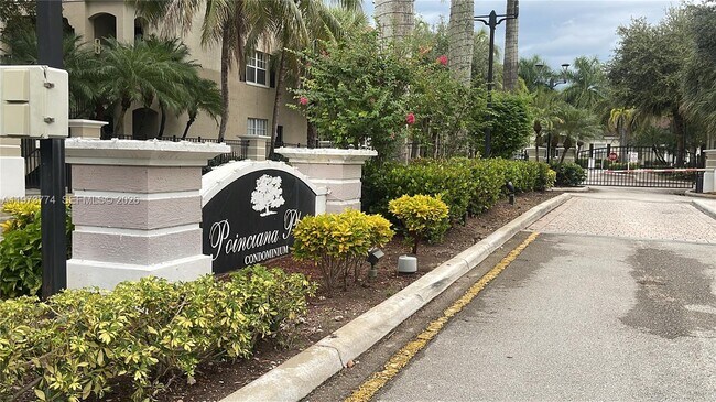 6020 W Sample Rd in Coral Springs, FL - Foto de edificio - Building Photo