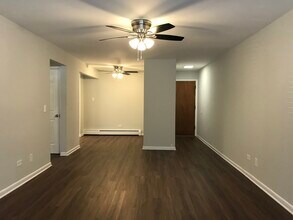 2600 W Logan Blvd in Chicago, IL - Building Photo - Building Photo