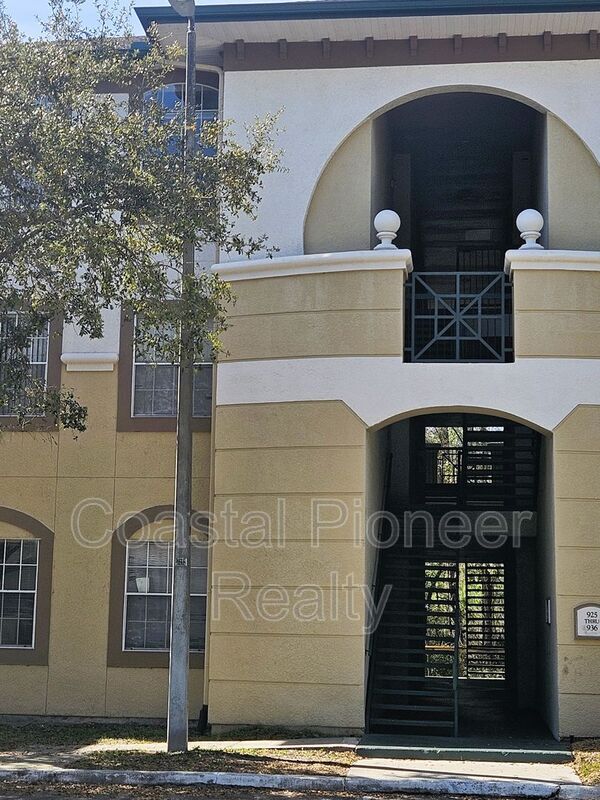 17112 Carrington Park Dr