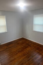 2235 Ridgelawn Ave in Youngstown, OH - Building Photo - Building Photo