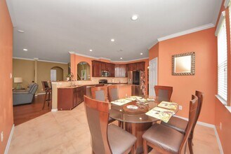 12912 Southern Manor Dr in Pearland, TX - Building Photo - Building Photo