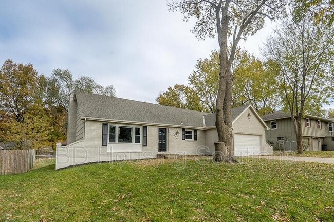 property at 18812 Gateway Dr
