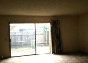 1008 Las Lomas Dr in La Habra, CA - Building Photo - Building Photo