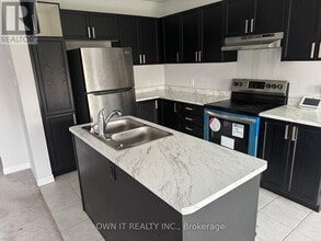 520 Grey St in Brantford, ON - Building Photo - Building Photo