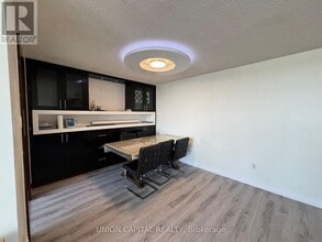 300 Alton Towers Cir in Toronto, ON - Building Photo - Building Photo