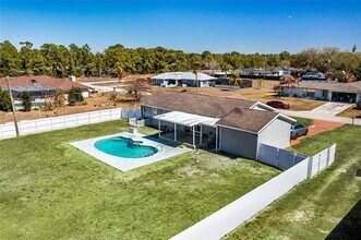 323 Greenwood Ave in Lehigh Acres, FL - Building Photo - Building Photo