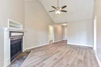 5304 Sunnyvale Dr in Nashville, TN - Building Photo - Building Photo