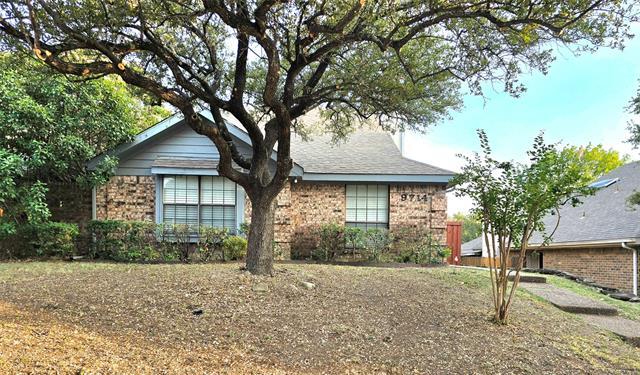 9714 Summerwood Cir in Dallas, TX - Building Photo