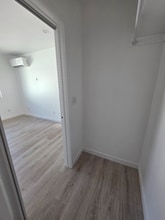 2895 Canal Ave, Unit 1/2 in Long Beach, CA - Foto de edificio - Building Photo