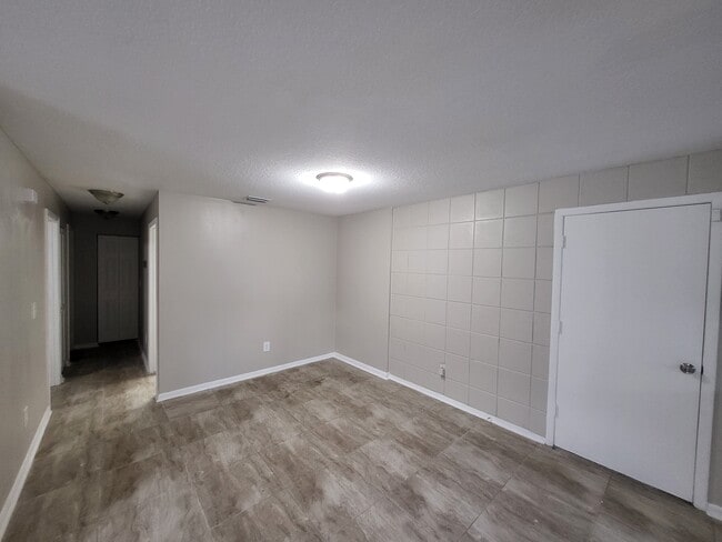 2608 E 9th Ave, Unit A - Front in Tampa, FL - Building Photo - Building Photo