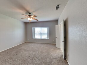 9429 Navarro St in Crowley, TX - Building Photo - Building Photo