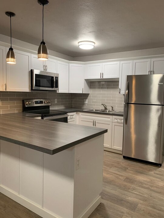 123 W Elder Ave in Kellogg, ID - Building Photo