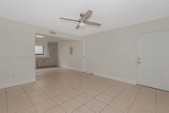 1771 W 58th St in Hialeah, FL - Building Photo - Building Photo