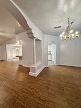 10326 Cheyenne Dr in Bakersfield, CA - Building Photo - Building Photo