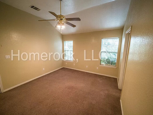 3907 Littlerock Dr in Killeen, TX - Foto de edificio - Building Photo