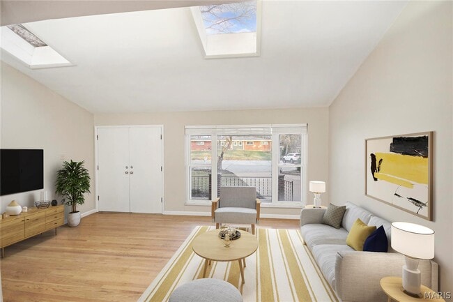 2 Seawood Ct in St. Louis, MO - Building Photo - Building Photo