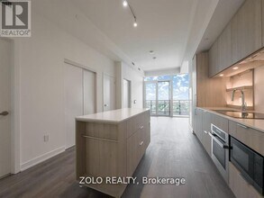 28 Ann St in Mississauga, ON - Building Photo - Building Photo