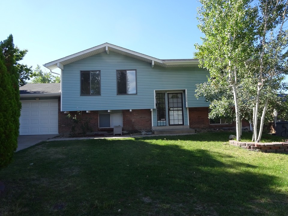 7346 E Hinsdale Pl in Centennial, CO - Building Photo