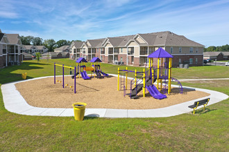 River Glen in Rochester, MN - Building Photo - Building Photo