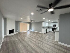 4122 Dacca Dr in Houston, TX - Building Photo - Building Photo