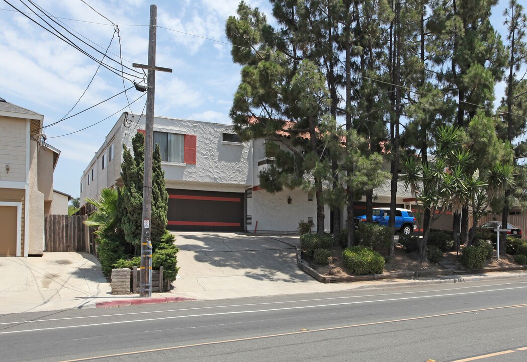 4825 70th St in San Diego, CA - Building Photo
