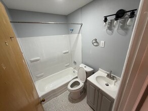 1120 Highmont Dr in Ferguson, MO - Building Photo - Building Photo