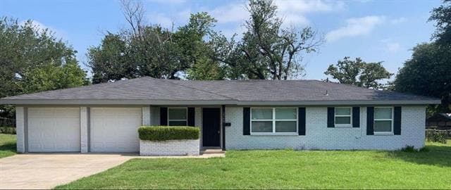 property at 2909 Sarah Jane Ln