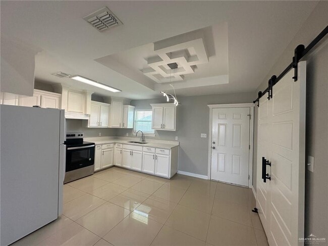 16 Whitewing St in Alamo, TX - Building Photo - Building Photo