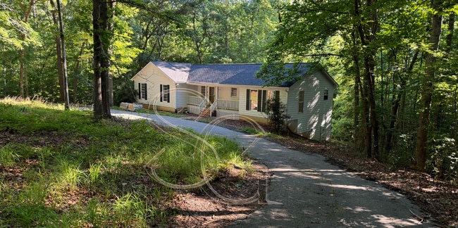 property at 2040 Crabapple Hollow Rd