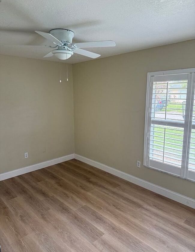 1530 E Powder Horn Rd in Titusville, FL - Building Photo - Building Photo