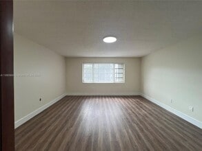 21121 SW 85th Ave, Unit 208 in Cutler Bay, FL - Building Photo - Building Photo