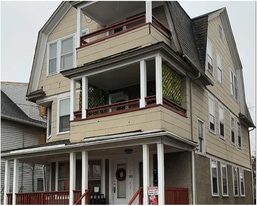 765 Brewster St in Bridgeport, CT - Building Photo