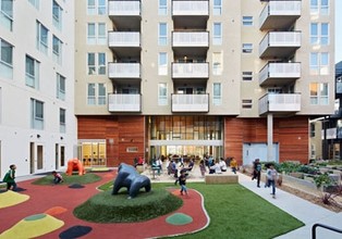 Station Center Apartments in Union City, CA - Building Photo - Building Photo