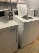 182 Carlton Ave, Unit Apartment#1 in Brooklyn, NY - Building Photo - Building Photo
