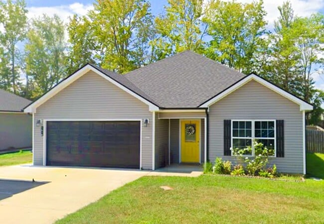 property at 1616 Parkside Dr