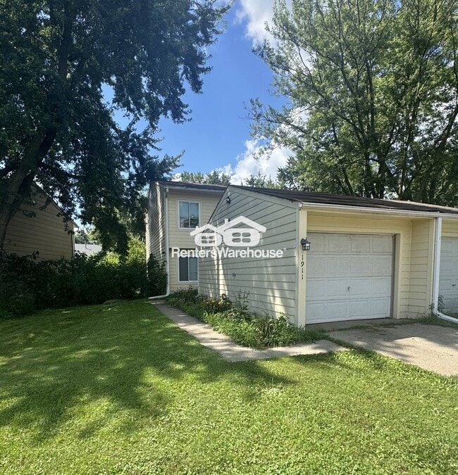 1911 E Creston Ave in Des Moines, IA - Building Photo - Building Photo