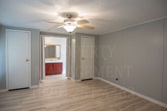 701 Cheyenne St in Coffeyville, KS - Foto de edificio - Building Photo