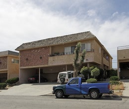The Hi-desert Terrace in Palmdale, CA - Foto de edificio - Building Photo