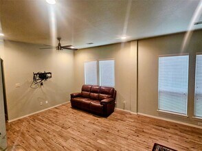 6607 Independence Blvd in Baytown, TX - Building Photo - Building Photo