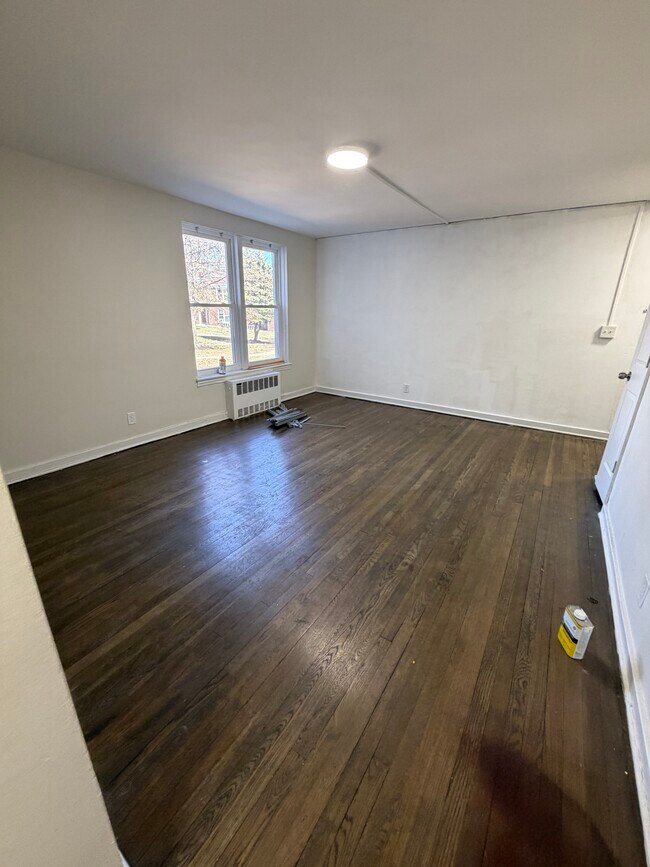 676 Park Ave, Unit 30 1A in East Orange, NJ - Building Photo - Building Photo