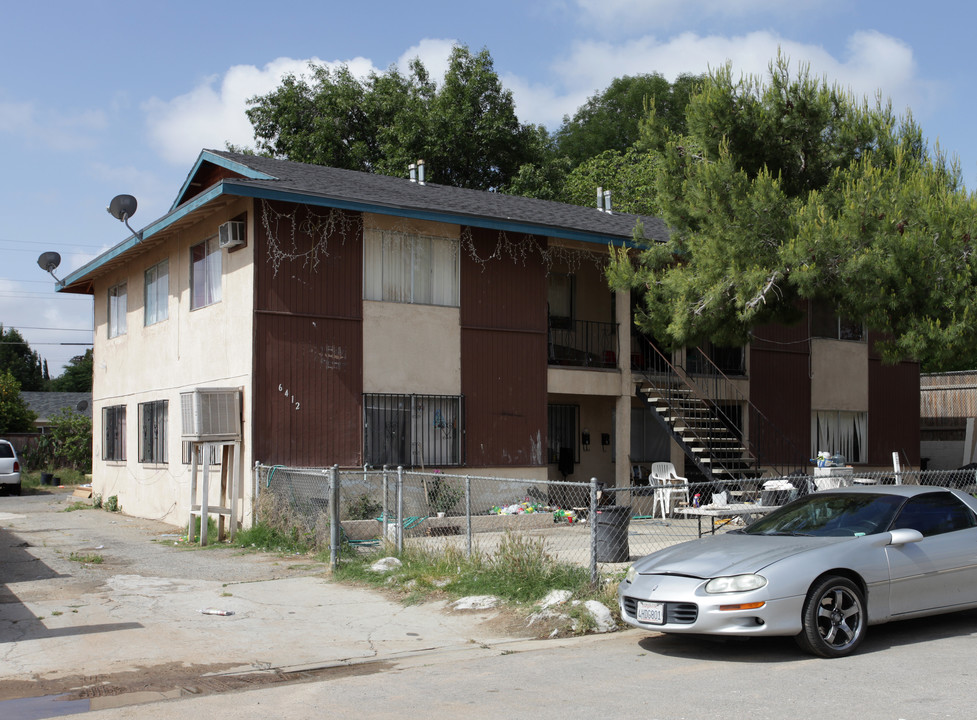 6412 Stobbs Way in Jurupa Valley, CA - Foto de edificio