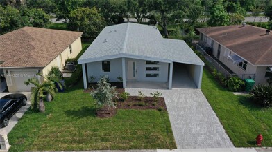 2816 NW 6th Ct in Fort Lauderdale, FL - Building Photo - Building Photo