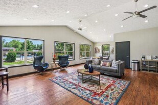 Meadow Park Apartments in Bloomington, IN - Building Photo