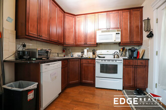 6 Delaware Pl, Unit 3 in Boston, MA - Foto de edificio - Building Photo