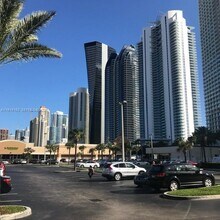 17011 N Bay Rd in Sunny Isles Beach, FL - Building Photo - Building Photo
