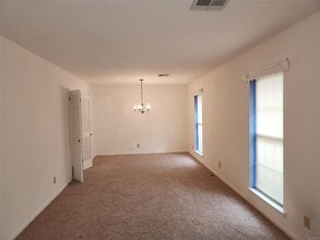 117 Alecia Dr in Prattville, AL - Foto de edificio - Building Photo