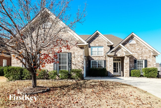 property at 600 Bentmoor Dr