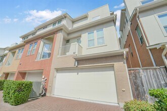 5425 Hidalgo St in Houston, TX - Building Photo - Building Photo