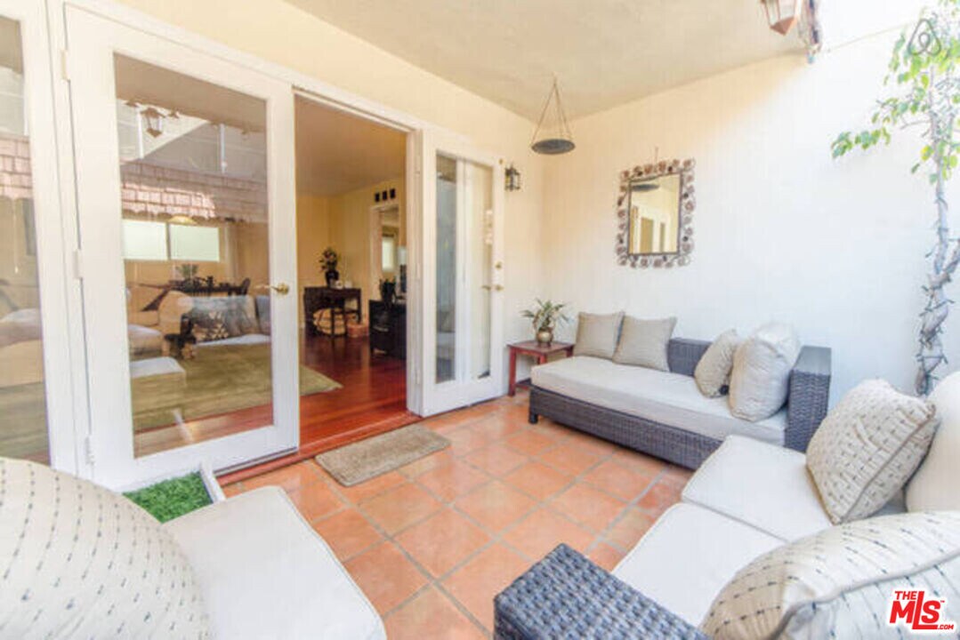 2418 Graham Ave in Redondo Beach, CA - Building Photo